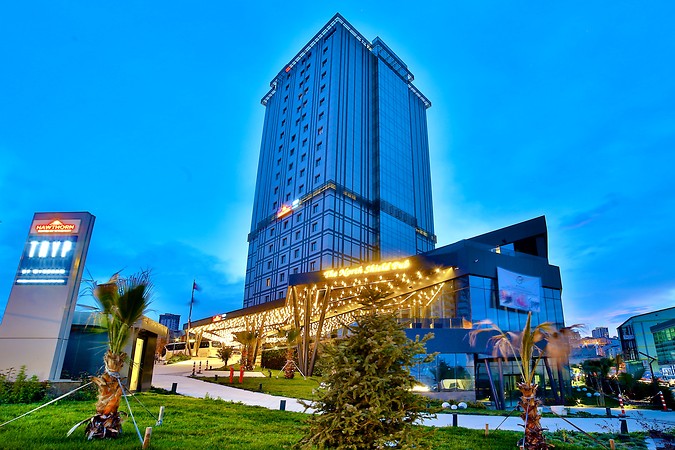 Tryp & Hawthorn by Wyndham Airport